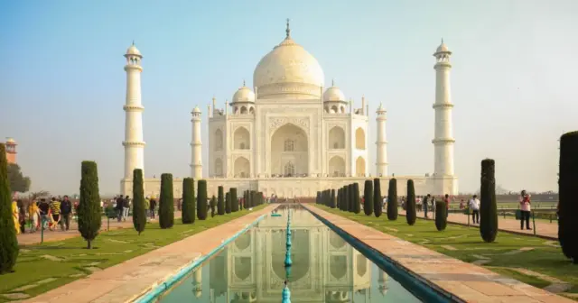 Delhi to agra trip at cheapest fare